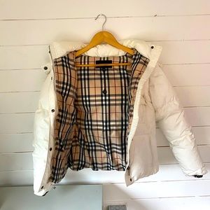 Burberry puffer jacket w fur hood